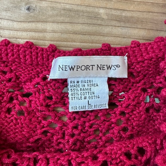 Red Crocheted Heart Patterned Tank Top - Picture 3 of 3